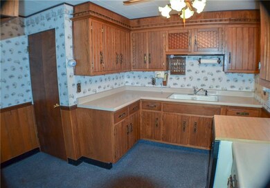 937 La Belle Vue Rd, Vandergrift, PA 15644 - photo 7