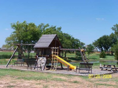 14727 Cottonwood Dr, Edmond, OK 73025 - photo 4