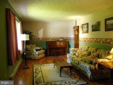 108 Parkwood Cir, Winchester, VA 22602 - photo 5