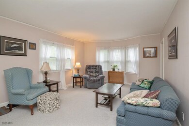 1406 41st St, Des Moines, IA 50311 - photo 4