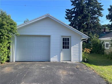 175 Mariemont Ave, Buffalo, NY 14220 - photo 2