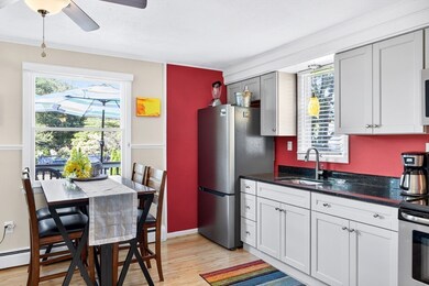 25 Winthrop St unit 2, Provincetown, MA 02657 - photo 6