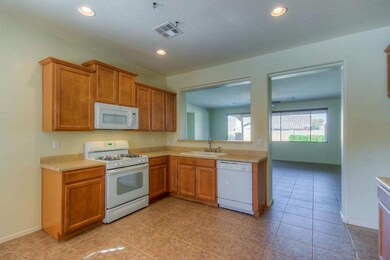 Kitchen (1)