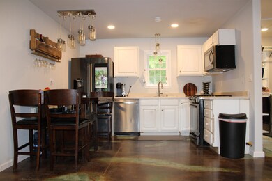 6950 Bethel South Fork Rd, Graham, NC 27253 - photo 5