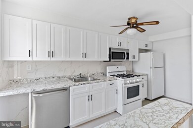 726 Rively Ave, Glenolden, PA 19036 - photo 6