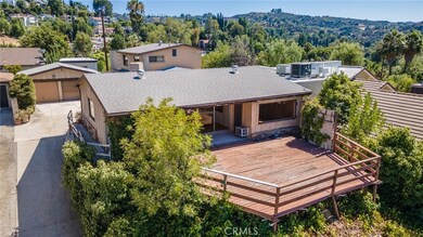 21768 Ybarra Rd, Woodland Hills, CA 91364 - photo 3