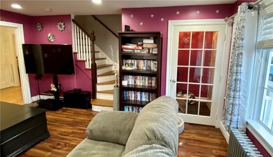 34 Leslie St, Cranston, RI 02910 - photo 5