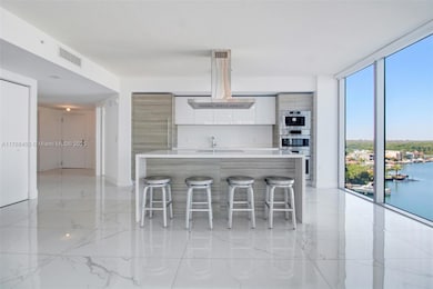 Parque Towers at St. Tropez unit 5-801, Sunny Isles Beach, FL 33160 - photo 4