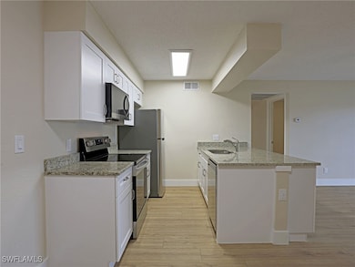 5311 Summerlin Rd unit 1112, Fort Myers, FL 33919 - photo 3