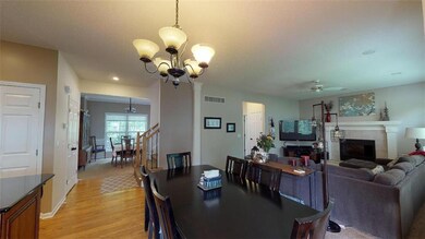 4818 Lakecrest Dr, Shawnee, KS 66218 - photo 5