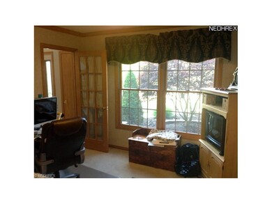 9592 Amberwood Ct, Broadview Heights, OH 44147 - photo 3