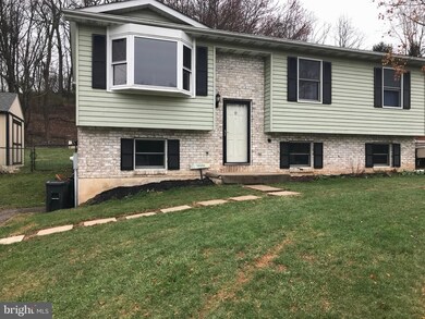 2905 Michelle Rd, Manchester, MD 21102 - photo 2