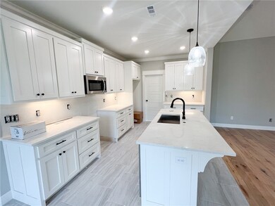 18 Branston Cir, Bella Vista, AR 72714 - photo 2