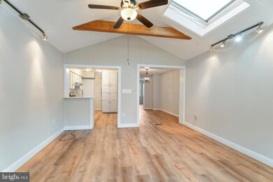 80 Stemmers Run Rd, Essex, MD 21221 - photo 7