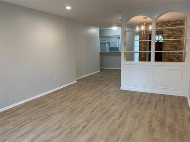 873 Wax Myrtle Ln unit A, Houston, TX 77079 - photo 3