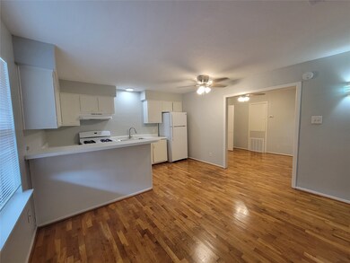 845 Beverly St unit 10, Houston, TX 77007 - photo 5