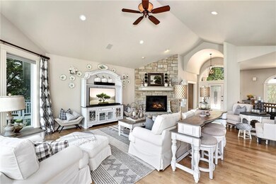 61 Mayfair Dr, Bella Vista, AR 72715 - photo 5