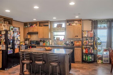 110 Courtney Ln, Callisburg, TX 76240 - photo 2