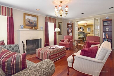 155 Marbury Ave, Pawtucket, RI 02860 - photo 4