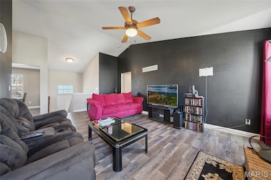 86 Glen Meadows Dr, Troy, MO 63379 - photo 3