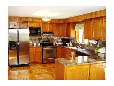 785 Natick Ave, Cranston, RI 02921 - photo 3