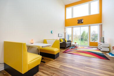 Dramatic Great Room-11