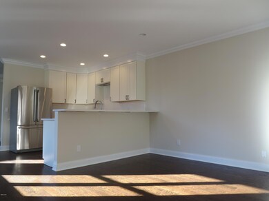 7 Hollow Wood Ln, Greenwich, CT 06831 - photo 2