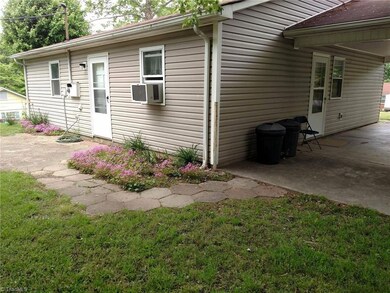 374 Northfield Dr, King, NC 27021 - photo 7