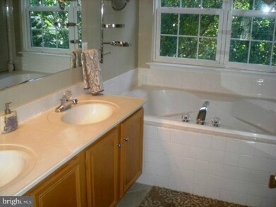 42891 Spring Morning Ct, Broadlands, VA 20148 - photo 6