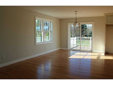 285 Mitchells Ln, Middletown, RI 02842 - photo 5