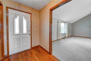 3518 Briar Dr, Columbus, IN 47203 - photo 2