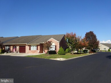 174 Sunbrook Ln unit 156, Hagerstown, MD 21742 - photo 2