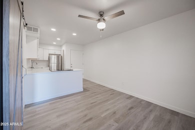 3131 W Cochise Dr unit 129, Phoenix, AZ 85051 - photo 6