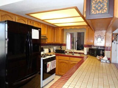 1201 Lonewood Dr, El Paso, TX 79925 - photo 7