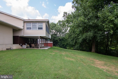 5905 Dale Dr, Sykesville, MD 21784 - photo 3