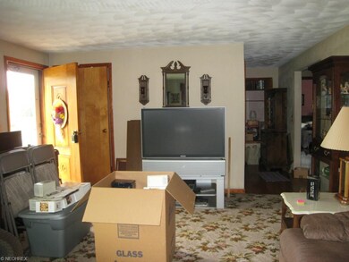 47092 McDonald St, East Liverpool, OH 43920 - photo 3