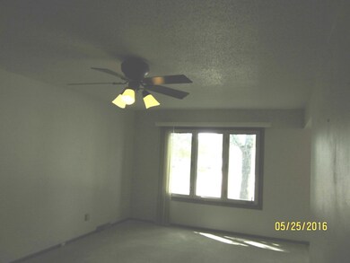 Living Room<|><|>