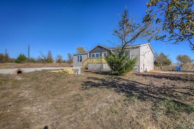 135 Joseph Dr, Decatur, TX 76234 - photo 3