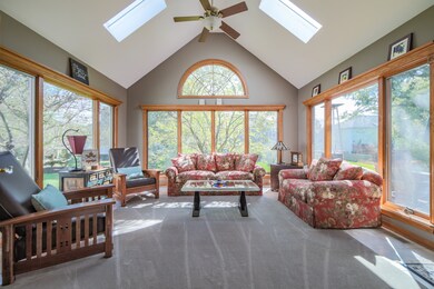 1220 Thackery Ct unit 6, Naperville, IL 60564 - photo 2