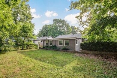 717 S McCann Ave-7