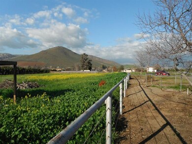 28593 Avenue 140, Porterville, CA 93257 - photo 4