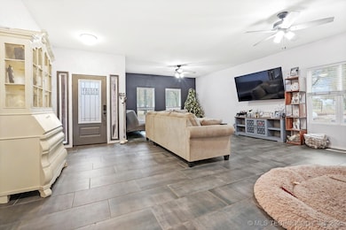 17915 S 128th Ct E, Bixby, OK 74008 - photo 5