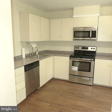 36 Hamlet Dr, Owings Mills, MD 21117 - photo 2