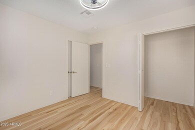 3406 E Oak St, Phoenix, AZ 85008 - photo 6