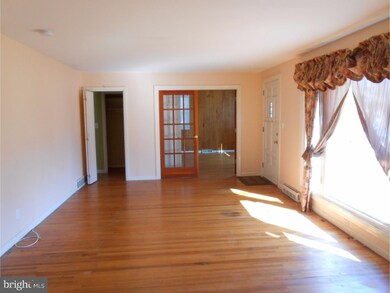 3 Suffolk Ct, Cherry Hill, NJ 08034 - photo 3