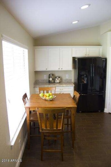 FarnsworthListing_22_400x600