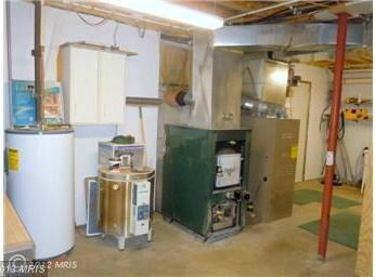 3255 Bullfrog Rd, Taneytown, MD 21787 - photo 4