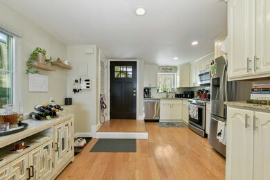 826 E 5th St unit 4, Boston, MA 02127 - photo 7