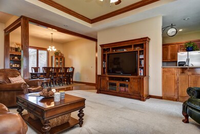601 N Lincoln-25