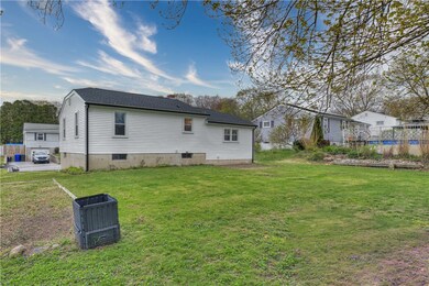 27 Vincenzo Dr, West Warwick, RI 02893 - photo 5